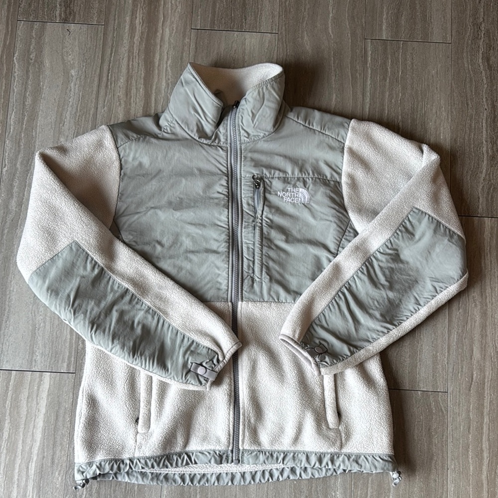 The North Face White and Gray Denali Jacket